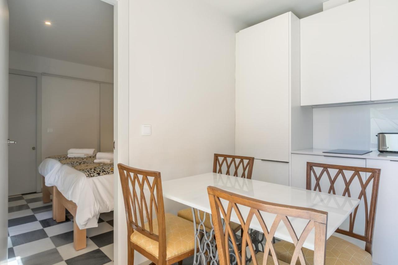 Aparthotel Casa Temprado Siviglia Esterno foto