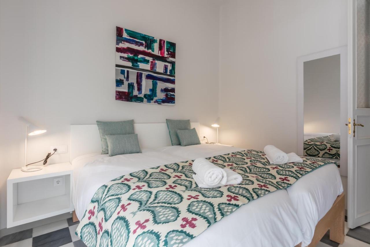 Aparthotel Casa Temprado Siviglia Esterno foto