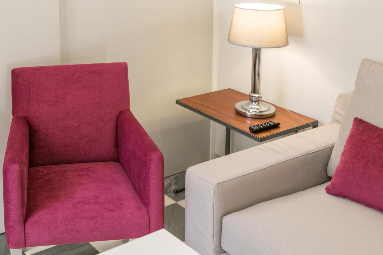 Aparthotel Casa Temprado Siviglia Esterno foto