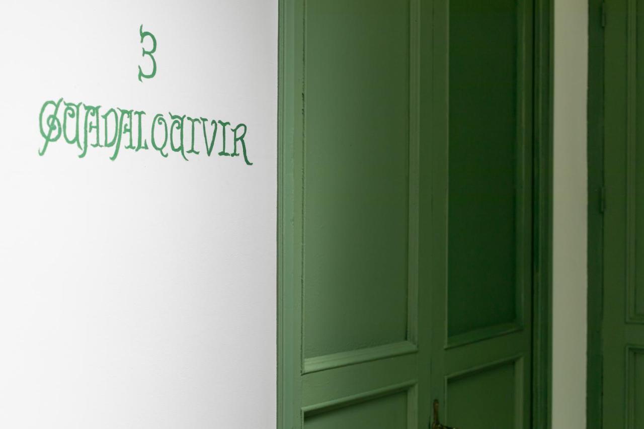 Aparthotel Casa Temprado Siviglia Esterno foto