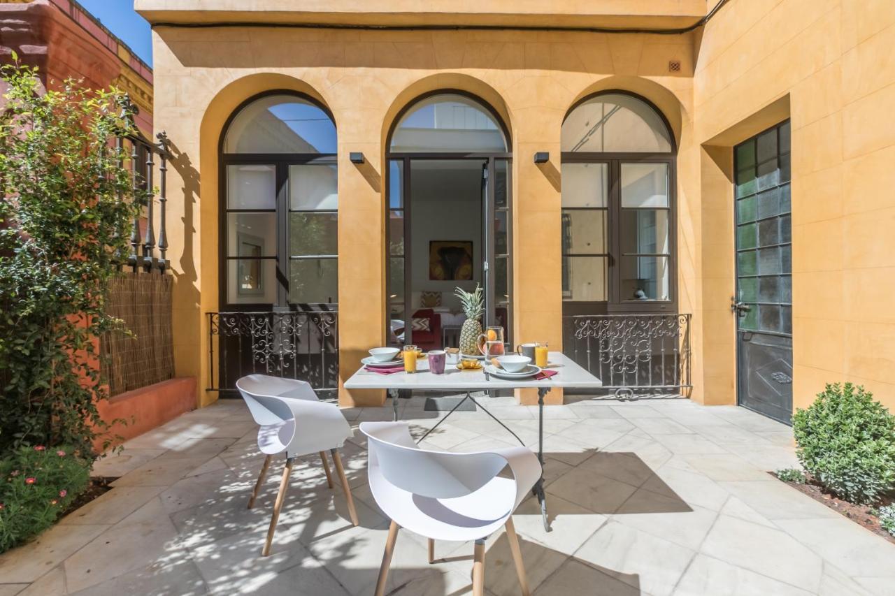 Aparthotel Casa Temprado Siviglia Esterno foto
